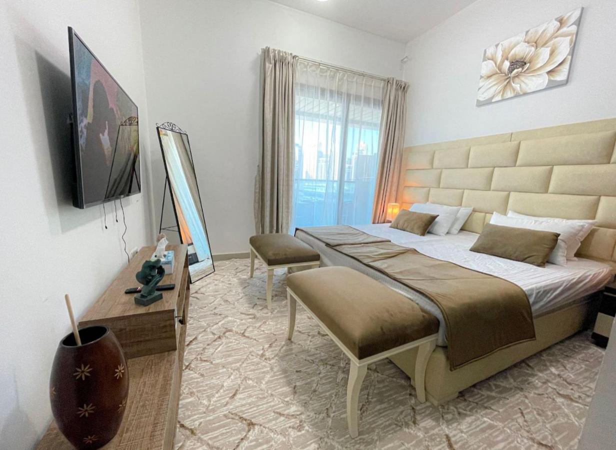Private Gorgeous Room With Marina View With Shared Kitchen In Shared Apartment ดูไบ ภายนอก รูปภาพ