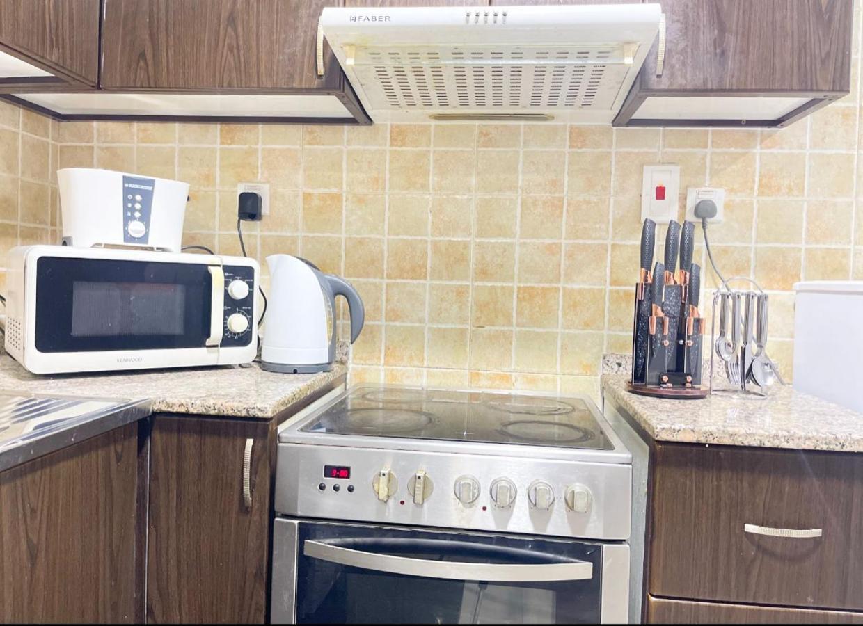 Private Gorgeous Room With Marina View With Shared Kitchen In Shared Apartment ดูไบ ภายนอก รูปภาพ