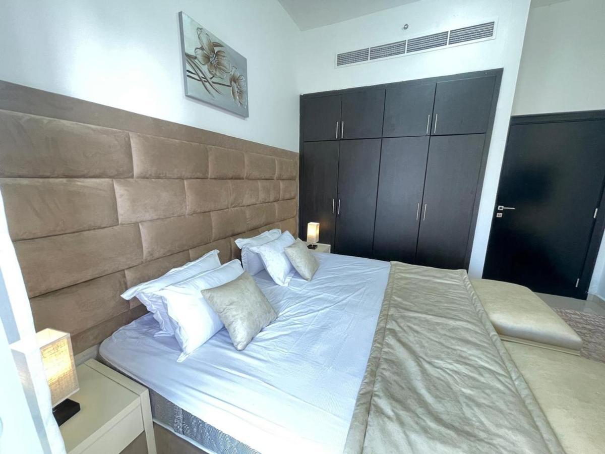 Private Gorgeous Room With Marina View With Shared Kitchen In Shared Apartment ดูไบ ภายนอก รูปภาพ