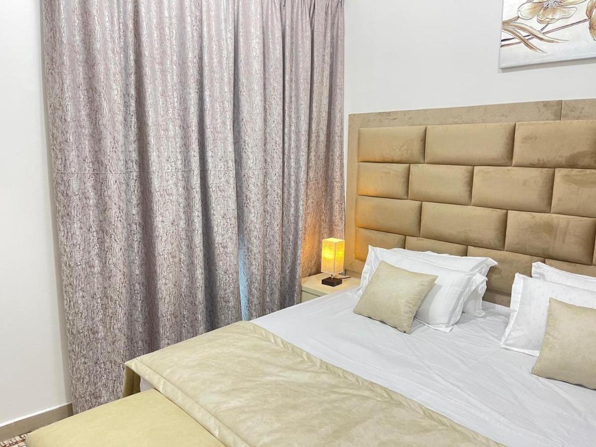 Private Gorgeous Room With Marina View With Shared Kitchen In Shared Apartment ดูไบ ภายนอก รูปภาพ
