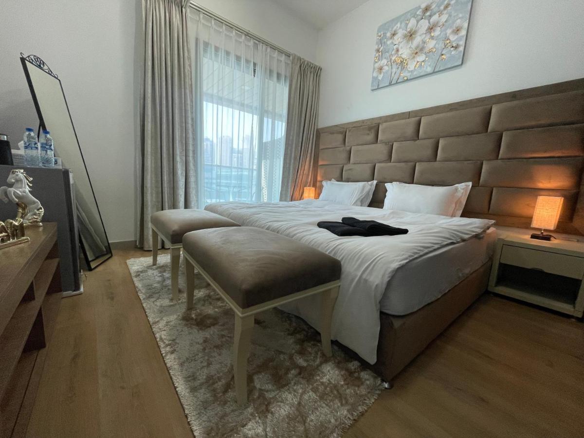 Private Gorgeous Room With Marina View With Shared Kitchen In Shared Apartment ดูไบ ภายนอก รูปภาพ